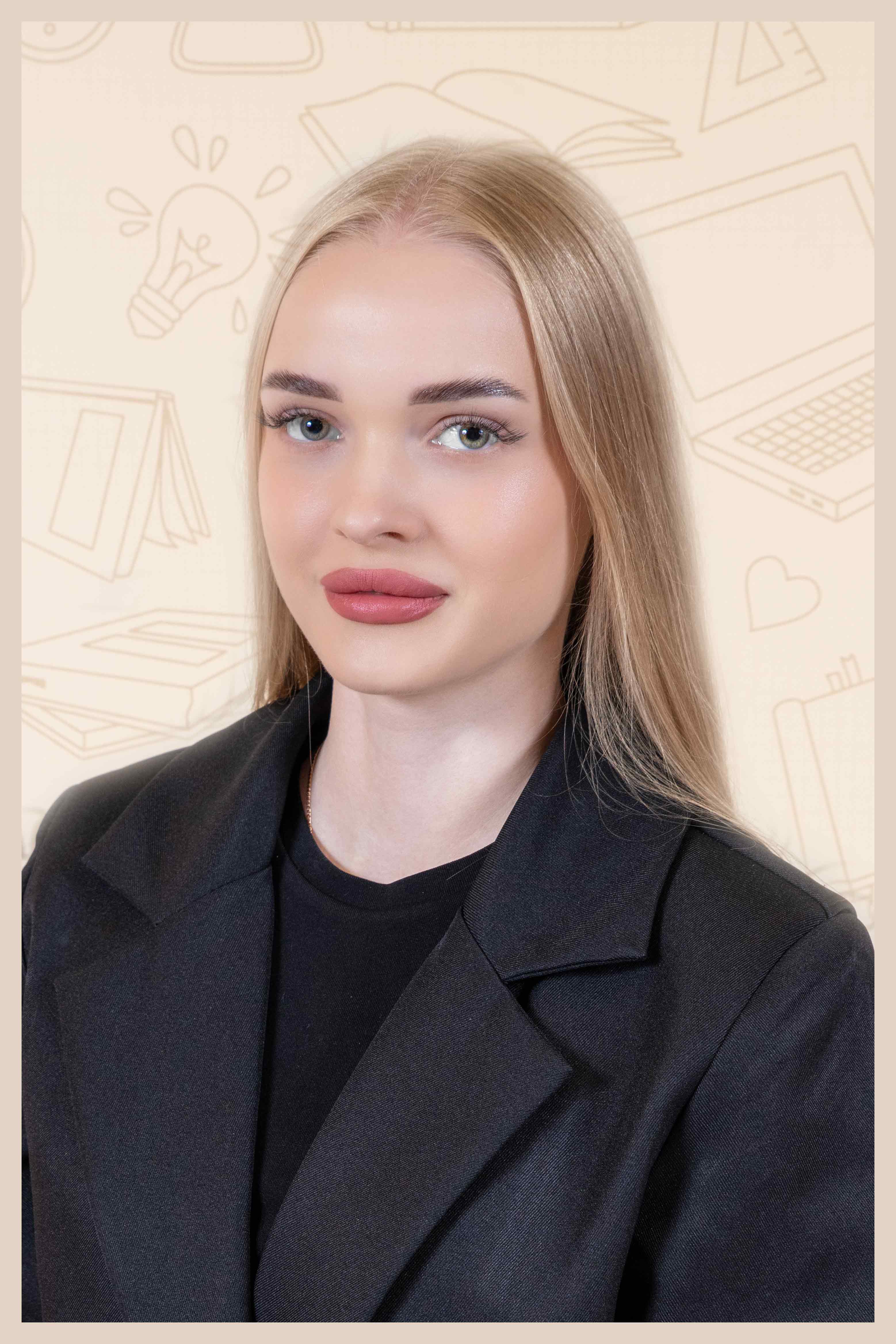 Сухинина Анастасия Евгеньевна.
